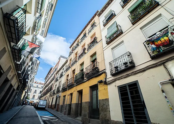 New Flat , Modern , Wifi, 10Min Sol, 5 Reina Sofia